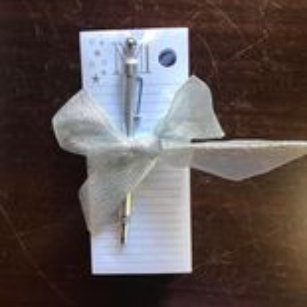 'M' notepad- white, pink and silver stationary